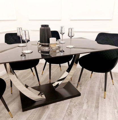 Venus Dining Table with 4 Black Luna Chairs